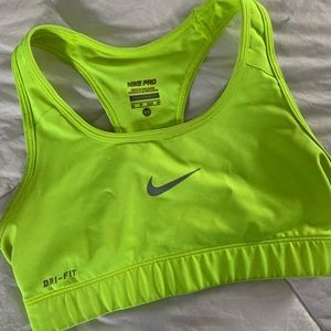 Nike Pro Neon Sports Bra - neon yellow
